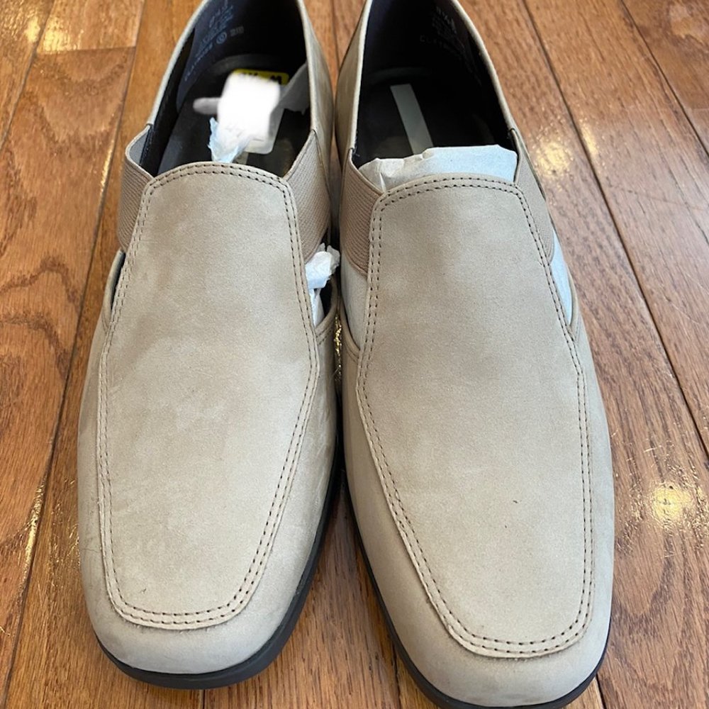 Easy Spirit Cream Flat 8.5W